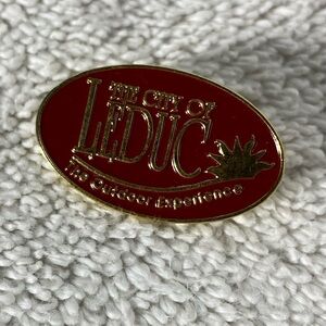 5/$35 Vintage City Of Leduc The Outdoor Experience Enamel  Souvenir Pin